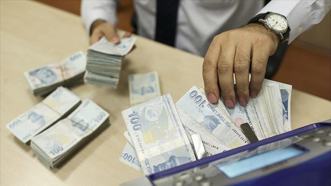 2026 asgari ücret ve emekli maaş zammı ne kadar olacak? Özgür Erdursun dan %20 iddiası: 26 bin 526 TL masada 7