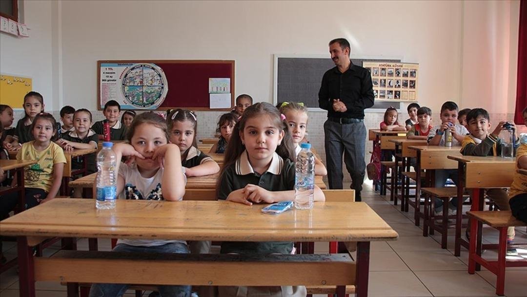 Okul yolculuğu başlıyor! Sağlık Bakanlığı ndan açıklama: Bakanlıktan ailelere ‘uyum eğitimi’ uyarısı... 2