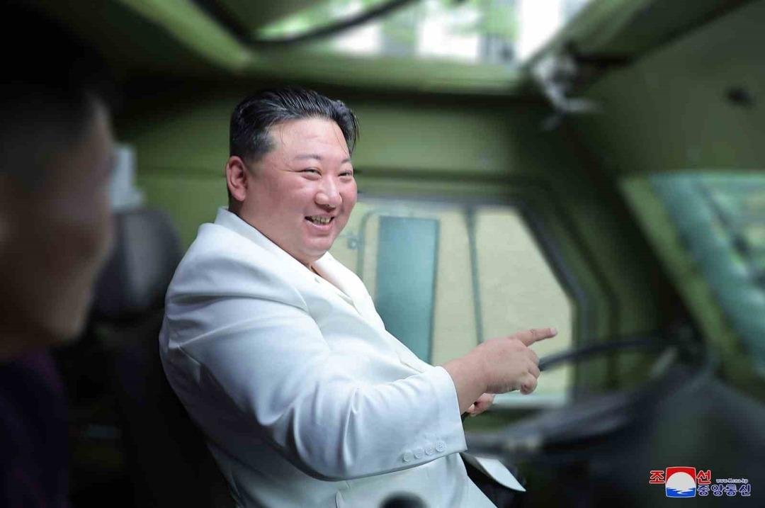 Kuzey Kore de dünyanın konuştuğu karar: Kim Jong-Un bu 3 kelimeyi yasakladı! Sebebi şaşkına çevirdi... 2