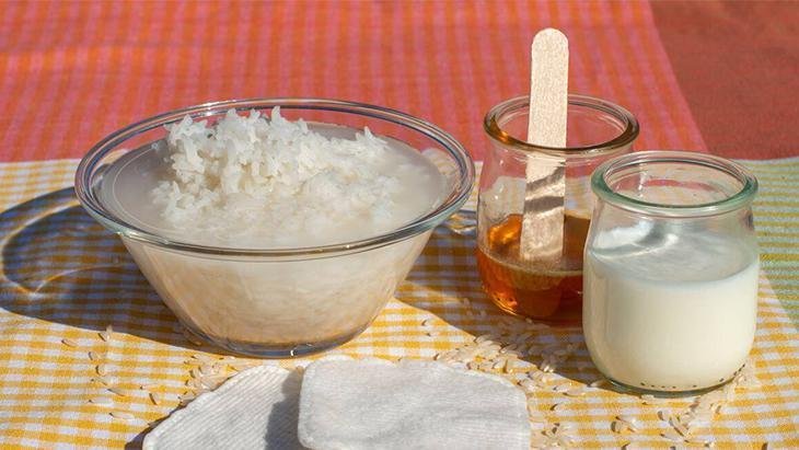 Yüzyıllık güzellik tüyosu ayağınıza geldi 30 dakikada sırma saçlar