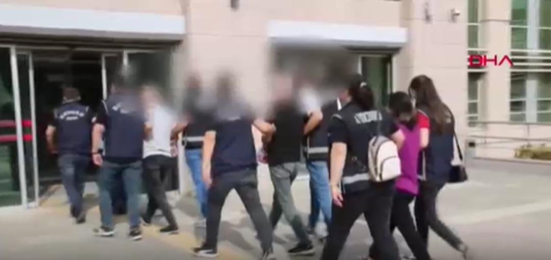 30 milyon liralık vurgun!  Devlet memuru yapacağız diye kandırmışlar... Sahte belgelerle yakalandılar 2