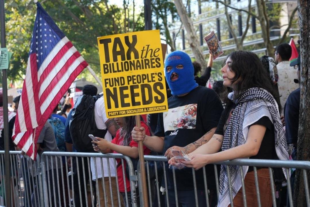 New York'ta binlerce kişi Netanyahu'yu protesto etmek için sokaklara döküldü 4