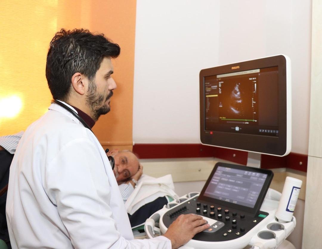 Çok nadir olay! Nefes alamıyorum dedi, acile gitti: Kalbinden 1 litre sıvı boşaltıldı 2