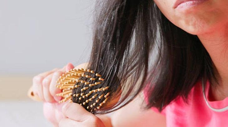 Tek hata saçları kırıyor, kelleşmeyi tetikliyor Stilistin iddiaları herkesi şaşırttı Tek hata saçları kırıyor, kelleşmeyi tetikliyor Stilistin iddiaları herkesi şaşırttı