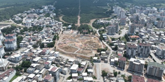 Yıldırım’da Baz İstasyonu Krizi Mahalleyi Bölüyor!