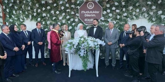 bursada-evlilik-kredisinden-yararlanan-ciftin-nikah-sahidi-bakin-kim-oldu_e30f03b9def0.jpg