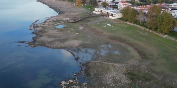 İznik Gölü’nde Kuraklık Alarmı: Su Seviyesi Düşüyor!