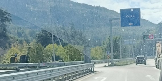 Trafik Kaosu Keles Ayrımında Devam Ediyor!