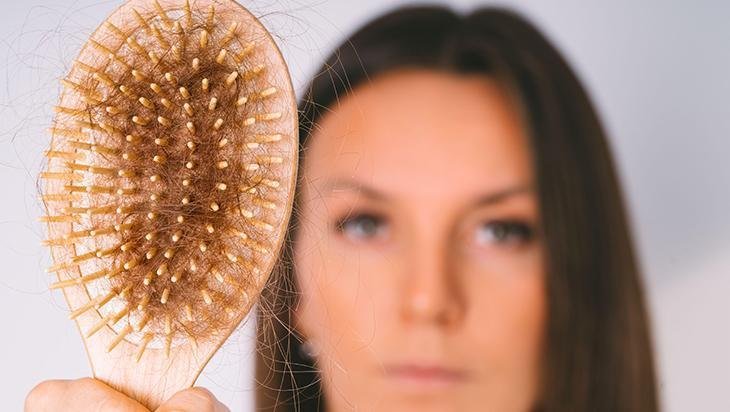 Bu maskeyle saçlar neme doyuyor 3 malzeme yetiyor Bu maskeyle saçlar neme doyuyor 3 malzeme yetiyor