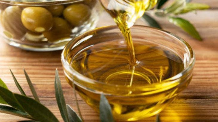 Egzama ve kuruluğa doğal retinol Cildi canlandıran ürünün tek damlası yetiyor Egzama ve kuruluğa doğal retinol Cildi canlandıran ürünün tek damlası yetiyor